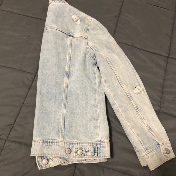 Jean Jacket - Picture 2 of 4